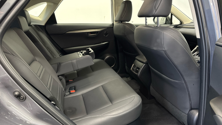 Lexus NX 300h 2.5 5dr CVT FWD [17 inch Alloy/without Nav] Hybrid Estate